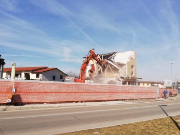 Immagine 2 realizzazione Demolizione fabbricato uso civile e scavo a sezione ampia