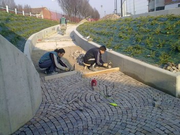 Immagine 13 realizzazione Urbanizzazione e viabilit&agrave; area ex Geoconf